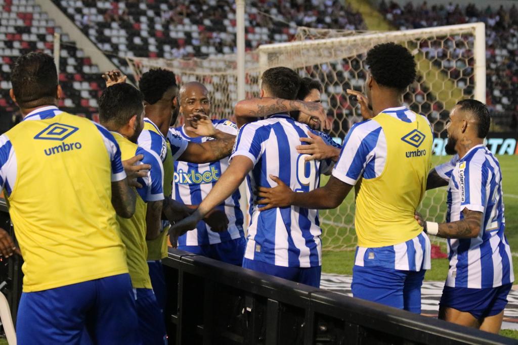 Avaí vence e ganha fôlego na luta contra o rebaixamento Tudo Aqui SC