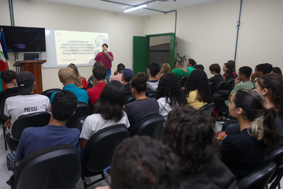 Matr Culas Para Os Cursos T Cnicos Do Catec Abrem Nesta Quarta Feira