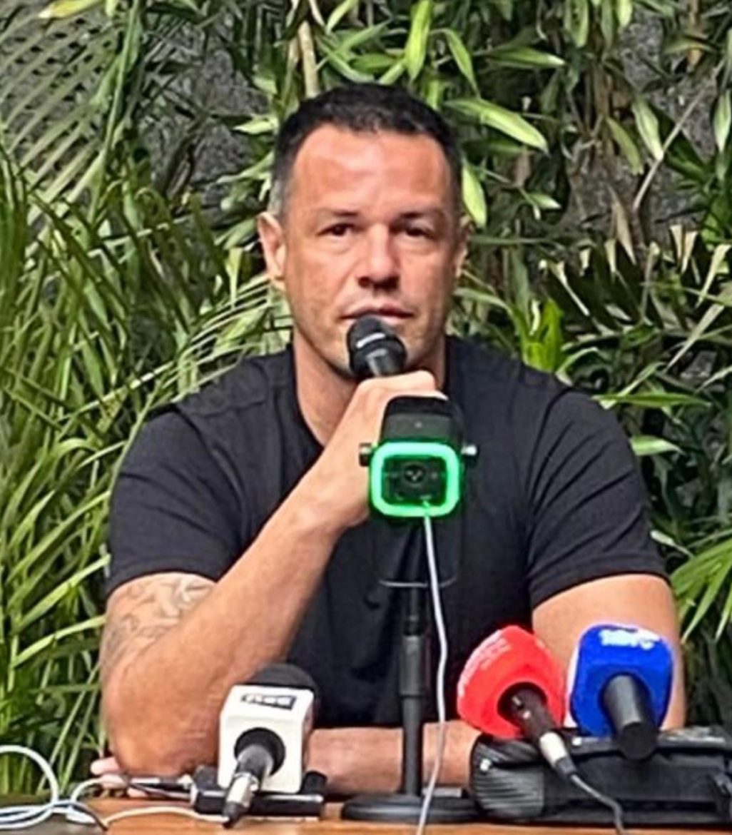 Postura de ídolo: Wilson encerra ciclo com coerência e profissionalismo